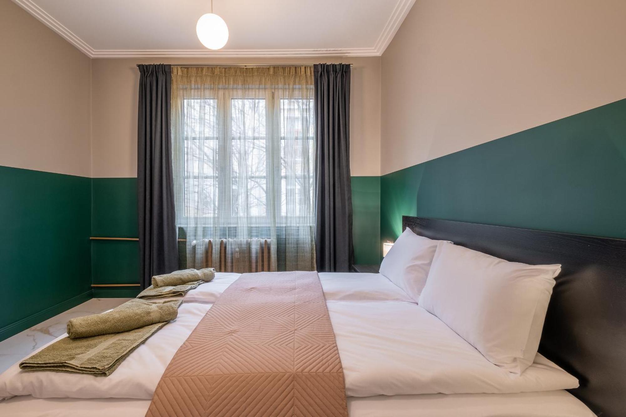 Sofia's Classy Blu -2 Bedrooms
